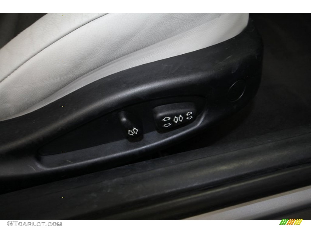 2003 Z4 2.5i Roadster - Titanium Silver Metallic / Pearl Grey photo #27