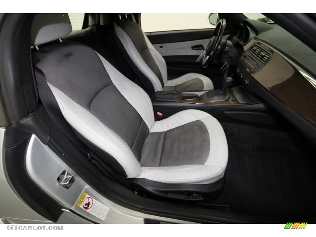2003 Z4 2.5i Roadster - Titanium Silver Metallic / Pearl Grey photo #29