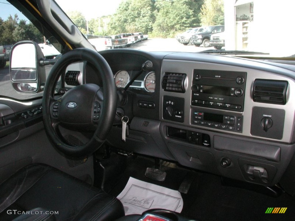 2006 F250 Super Duty Amarillo Special Edition Crew Cab 4x4 - Screaming Yellow / Black photo #51