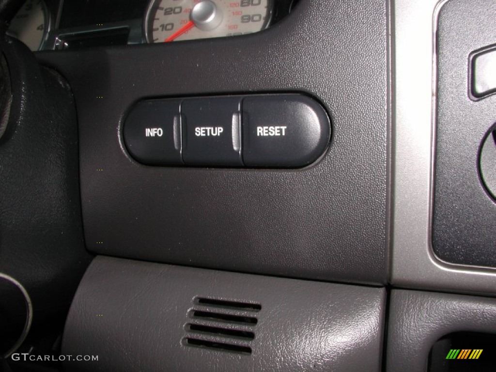 2006 F250 Super Duty Amarillo Special Edition Crew Cab 4x4 - Screaming Yellow / Black photo #64