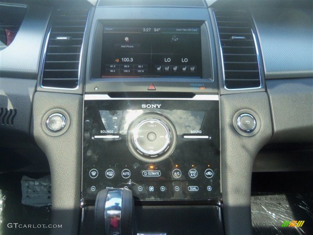 2013 Ford Taurus SHO AWD Controls Photo #71293168