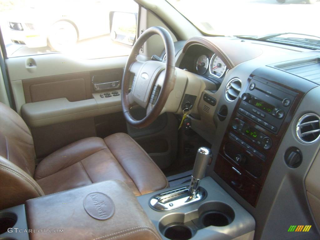 2006 F150 King Ranch SuperCrew - Oxford White / Castano Brown Leather photo #18