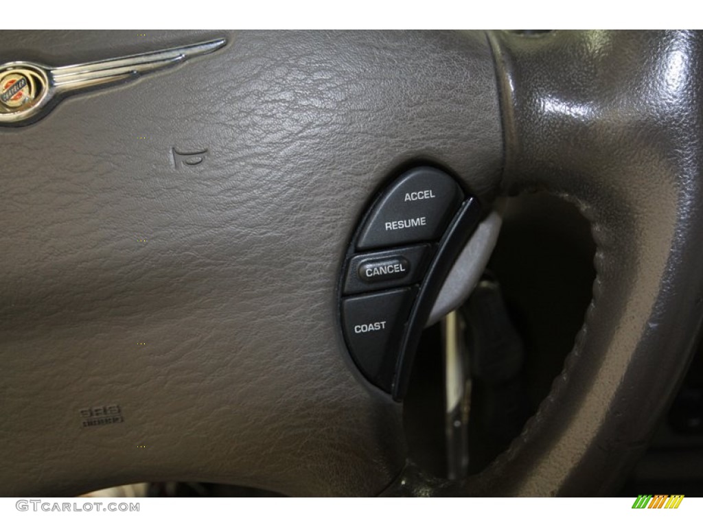 2006 Chrysler Sebring Limited Convertible Controls Photo #71294845
