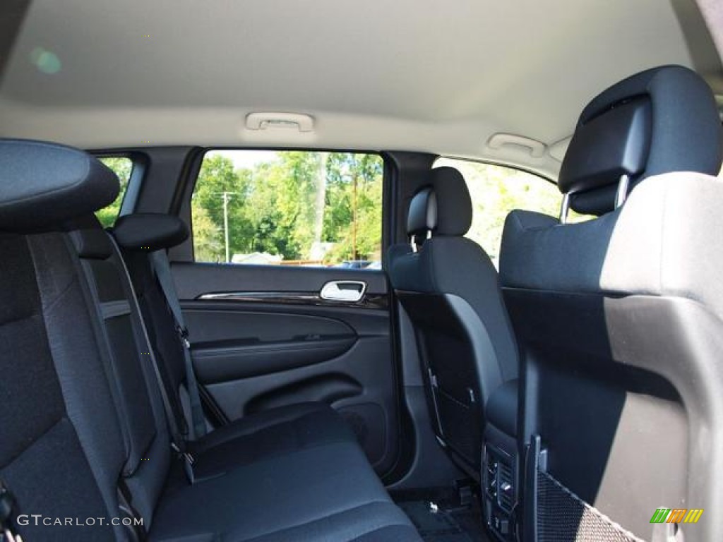 2013 Grand Cherokee Laredo 4x4 - Bright Silver Metallic / Black photo #4
