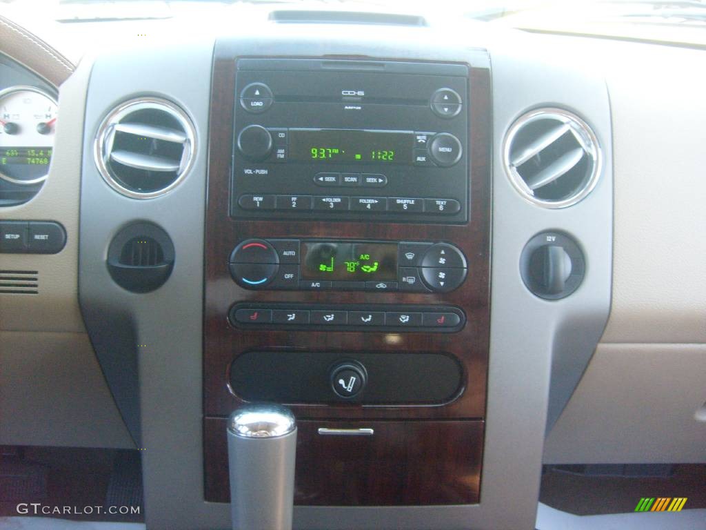 2006 F150 King Ranch SuperCrew - Oxford White / Castano Brown Leather photo #22