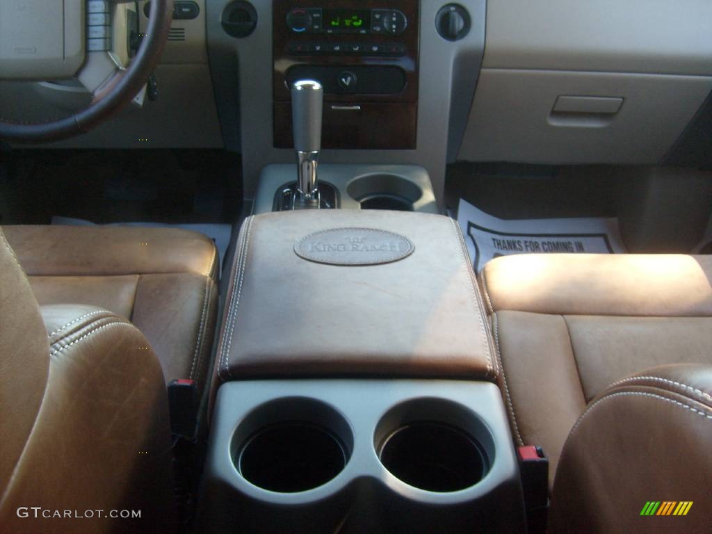 2006 F150 King Ranch SuperCrew - Oxford White / Castano Brown Leather photo #23