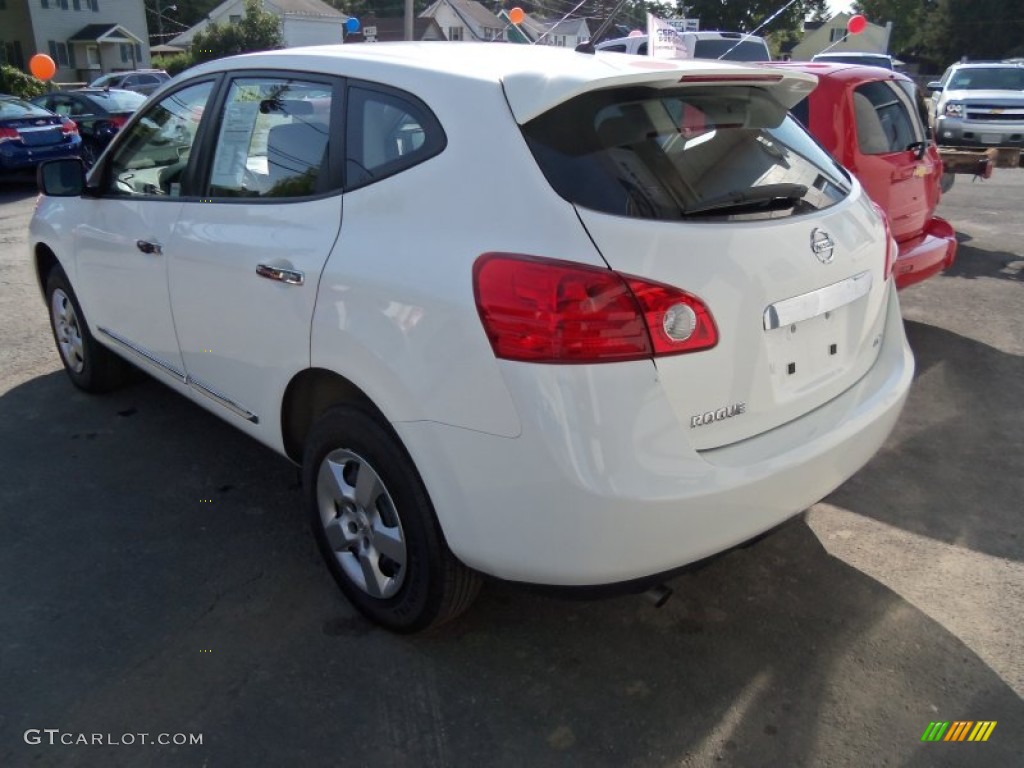2011 Rogue S AWD - Pearl White / Black photo #6