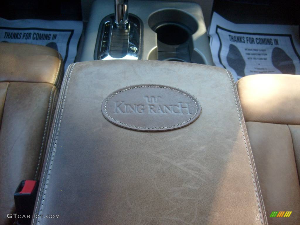 2006 F150 King Ranch SuperCrew - Oxford White / Castano Brown Leather photo #24