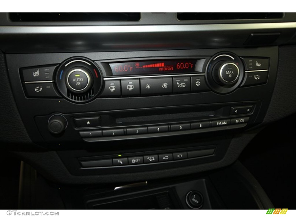2013 BMW X6 xDrive35i Controls Photo #71297591