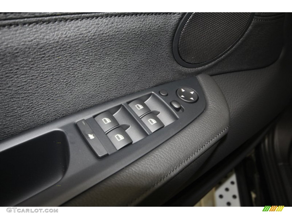 2013 BMW X6 xDrive35i Controls Photo #71297800