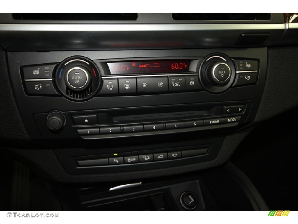 2013 BMW X6 xDrive35i Audio System Photos