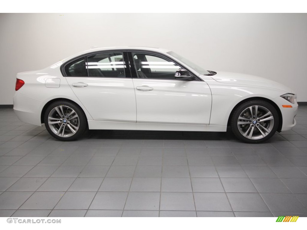 2013 3 Series 328i Sedan - Alpine White / Black photo #2