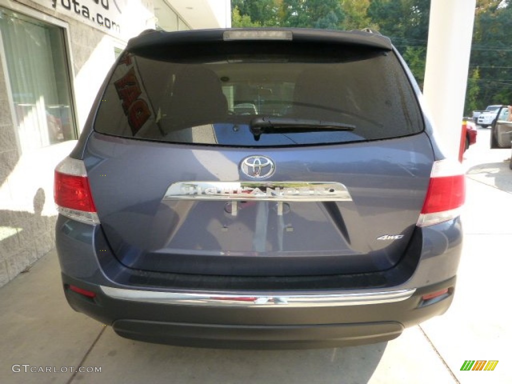 2013 Highlander V6 4WD - Magnetic Gray Metallic / Sand Beige photo #3