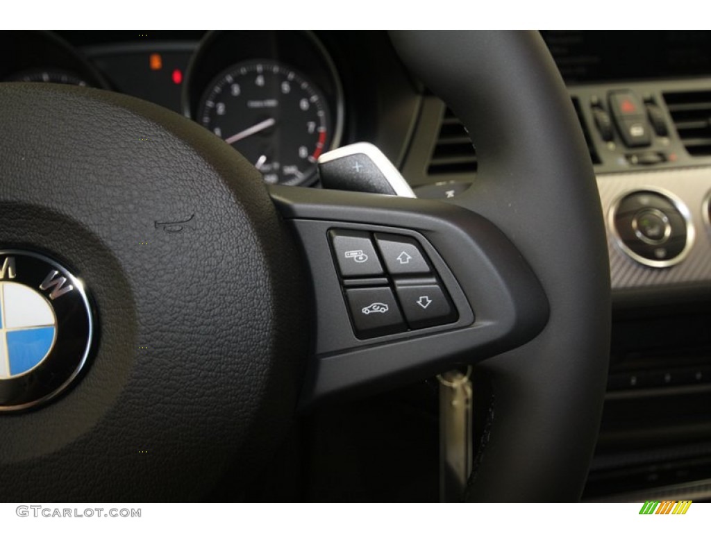 2013 BMW Z4 sDrive 35i Controls Photo #71298871