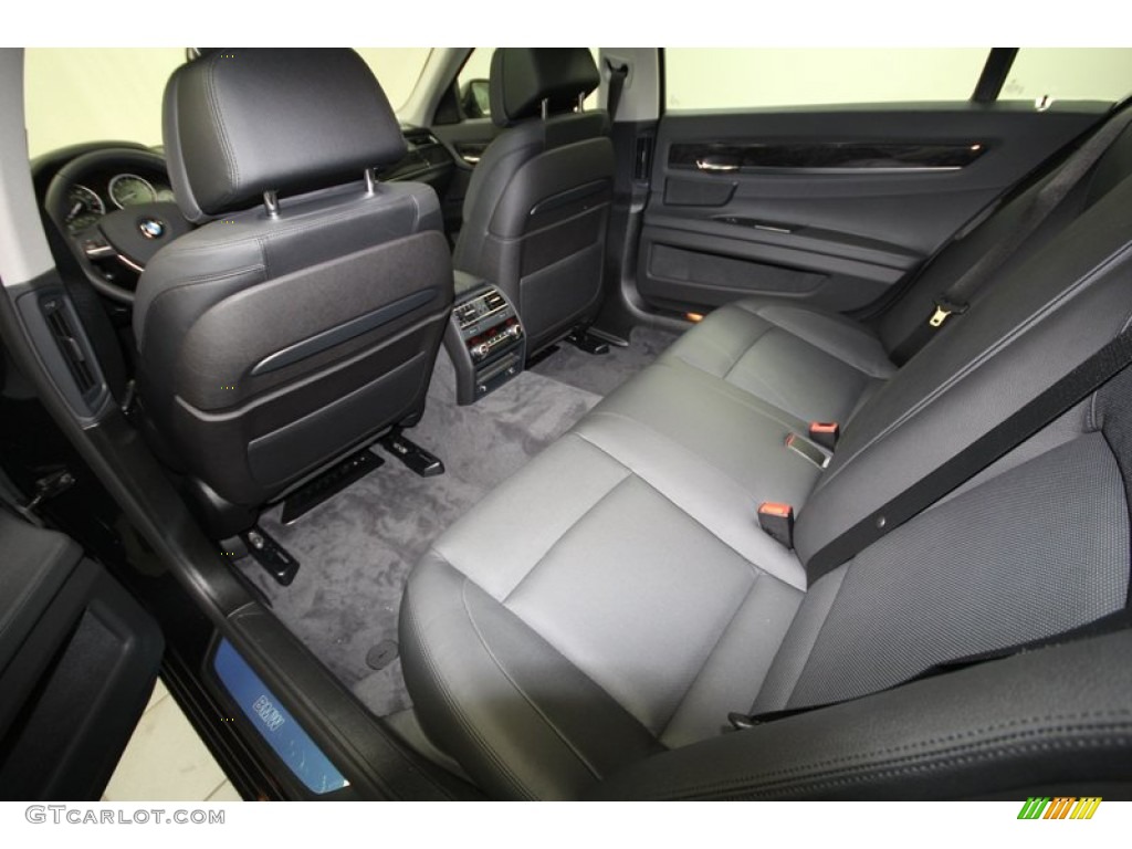 2013 7 Series 740Li Sedan - Black Sapphire Metallic / Black photo #24