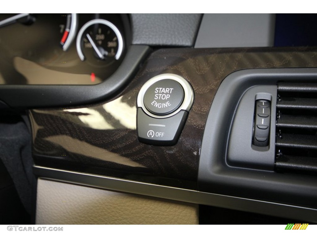 2013 BMW 5 Series 535i Sedan Controls Photo #71300369