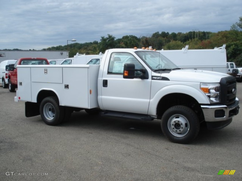 Oxford White 2012 Ford F350 Super Duty XL Regular Cab 4x4 Commercial Exterior Photo #71301403