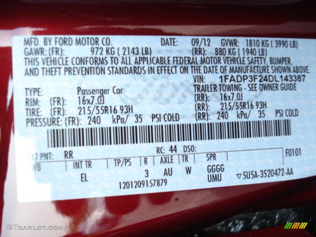 2013 Focus SE Sedan - Ruby Red / Medium Light Stone photo #20