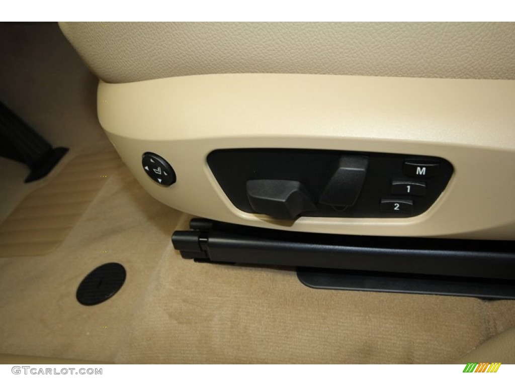 2013 BMW X3 xDrive 28i Controls Photo #71302057