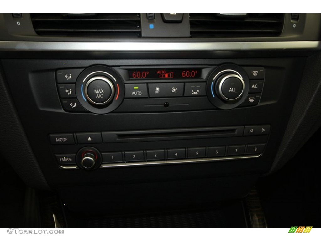 2013 BMW X3 xDrive 28i Controls Photo #71302324