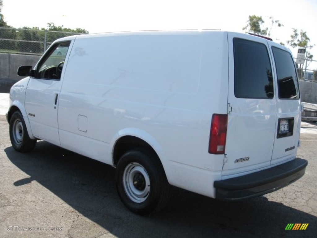 2000 Astro Cargo Van - Ivory White / Medium Gray photo #4