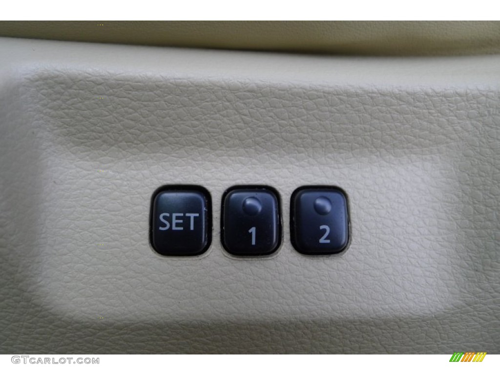 2006 Infiniti G 35 Coupe Controls Photo #71304625