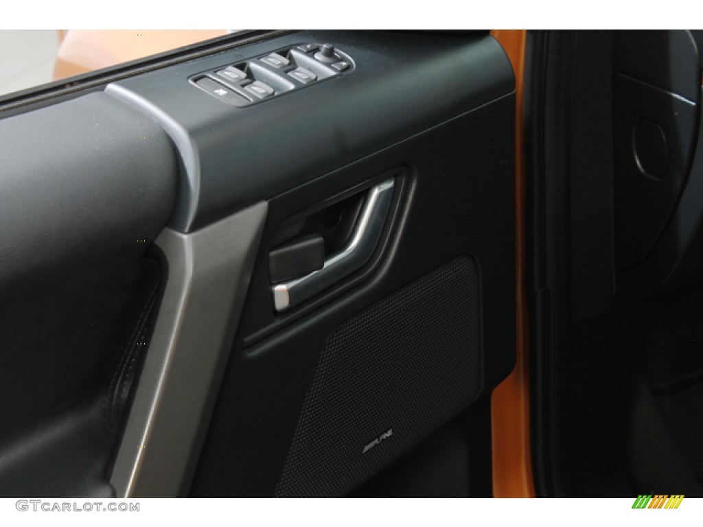 2008 LR2 SE - Tambora Flame Orange / Ebony Black photo #17