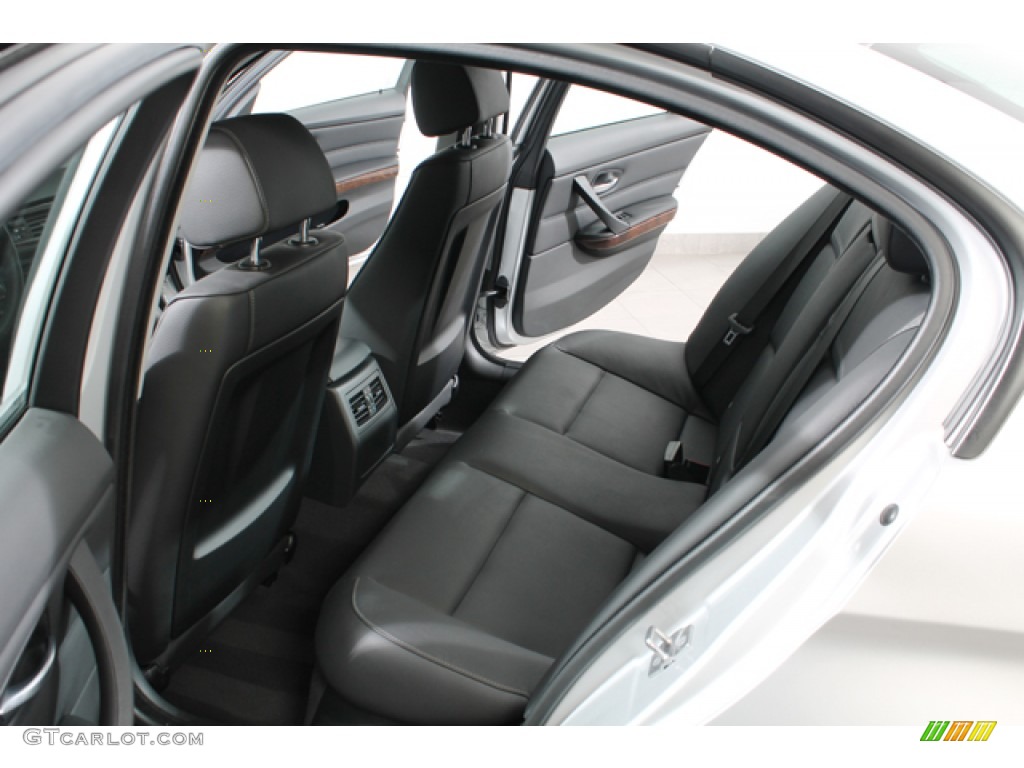2010 3 Series 328i xDrive Sedan - Titanium Silver Metallic / Black photo #19