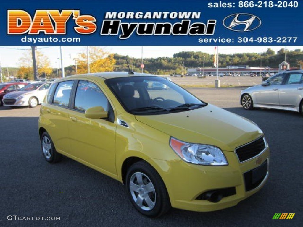 2010 Aveo Aveo5 LS - Summer Yellow / Charcoal photo #1