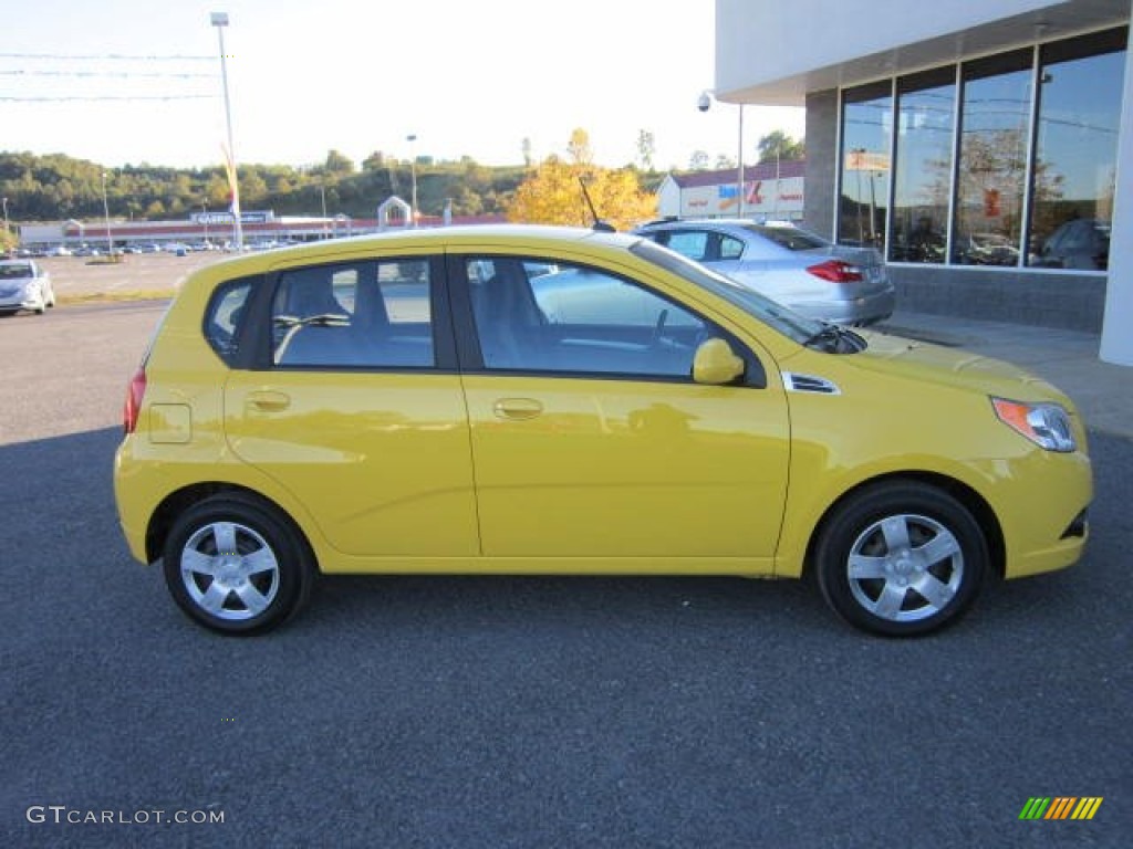 2010 Aveo Aveo5 LS - Summer Yellow / Charcoal photo #8