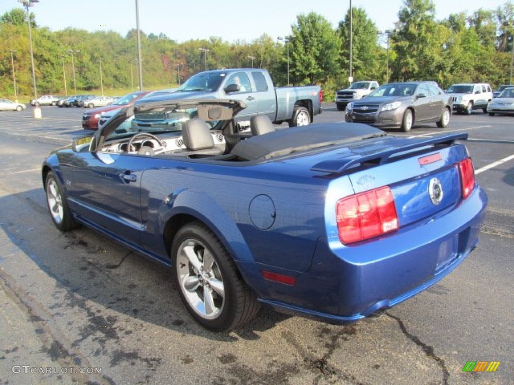 2006 Mustang GT Premium Convertible - Vista Blue Metallic / Dark Charcoal photo #9
