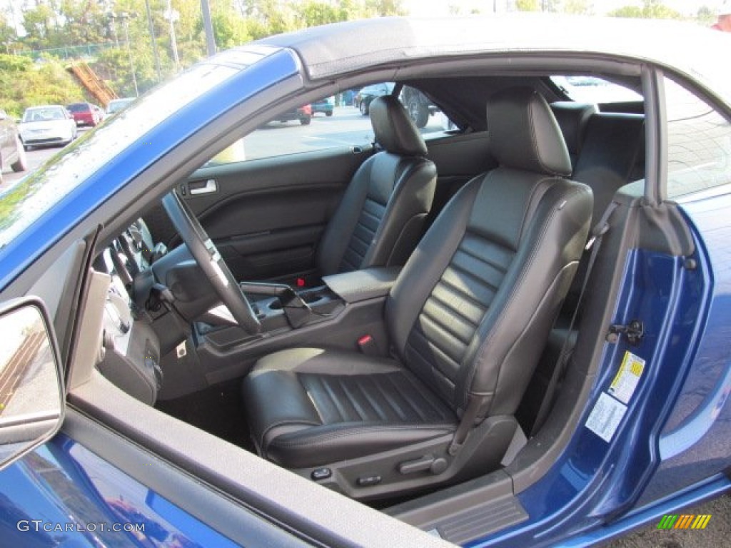 Dark Charcoal Interior 2006 Ford Mustang GT Premium Convertible Photo #71312284