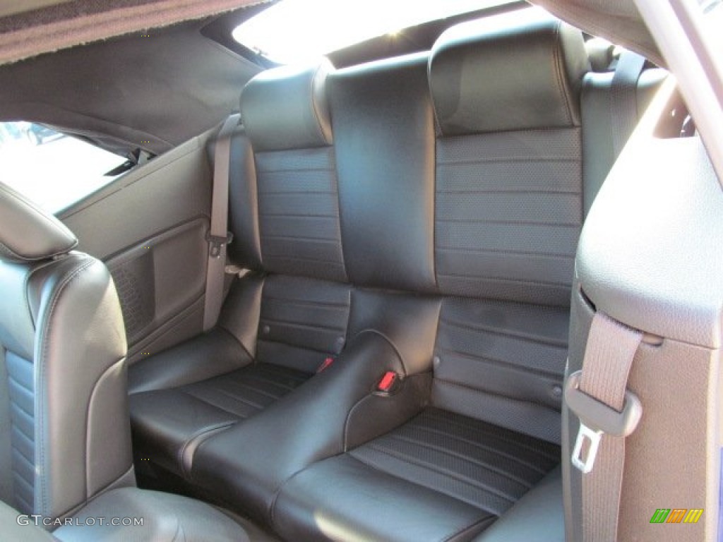 2006 Ford Mustang GT Premium Convertible Rear Seat Photo #71312302
