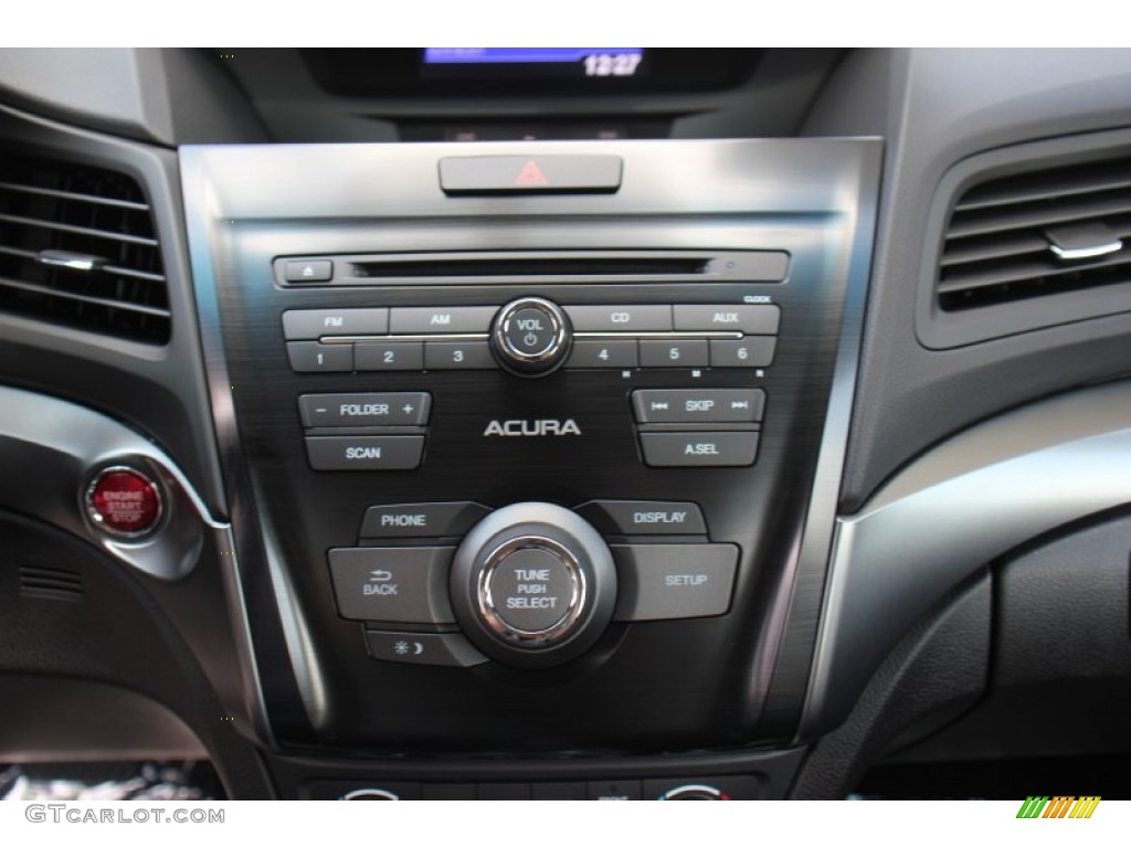 2013 Acura ILX 2.0L Audio System Photos