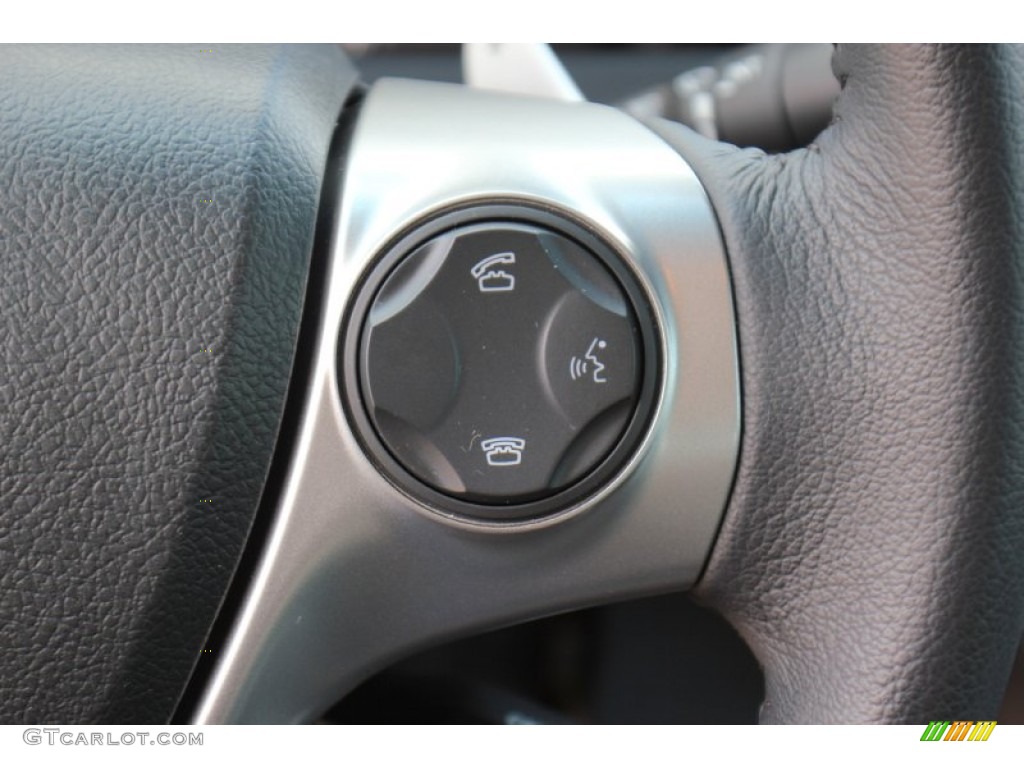 2012 Toyota Camry SE Controls Photo #71313010