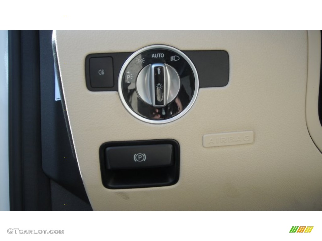 2013 Mercedes-Benz SLK 250 Roadster Controls Photo #71314345