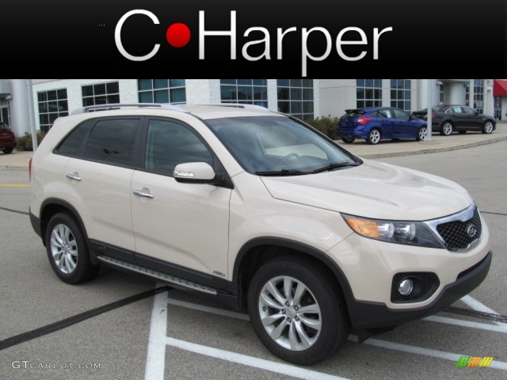 2011 Sorento EX V6 AWD - White Sand Beige / Black photo #1