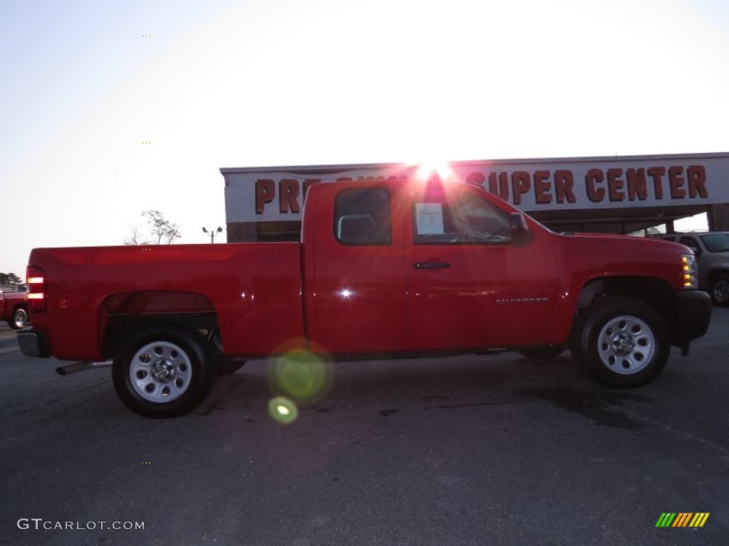 2011 Silverado 1500 Extended Cab - Victory Red / Dark Titanium photo #8