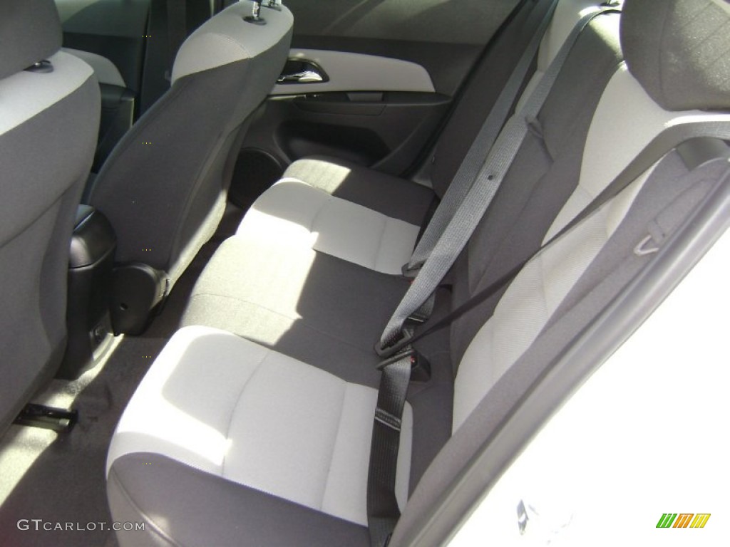 2013 Cruze LS - Summit White / Jet Black/Medium Titanium photo #3