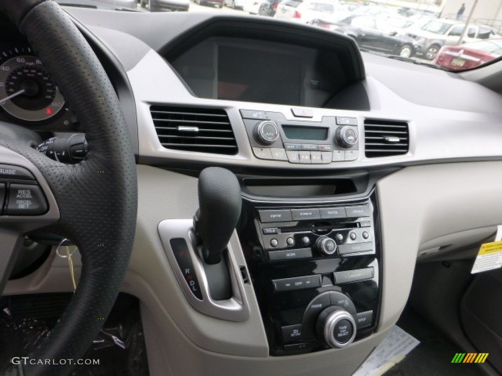 2013 Honda Odyssey EX-L Controls Photo #71318506