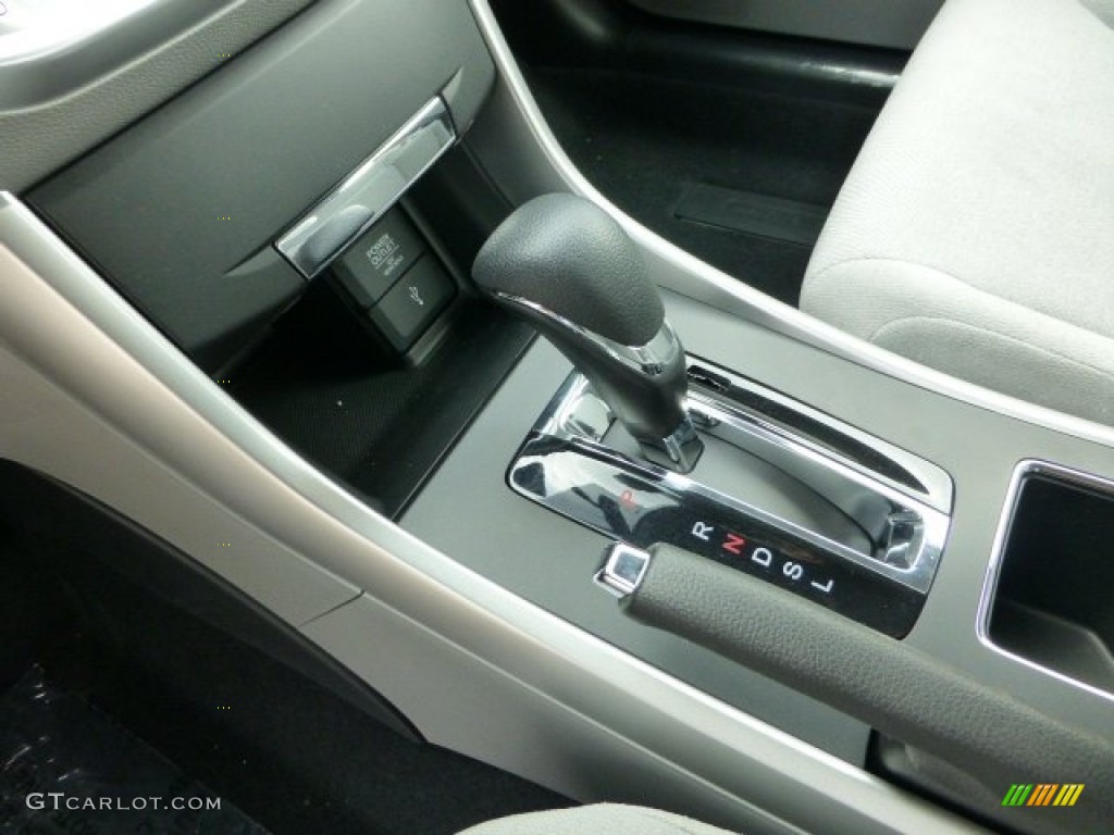 2013 Honda Accord LX Sedan CVT Automatic Transmission Photo #71318839