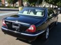 Ebony Black - XJ XJ8 Photo No. 7