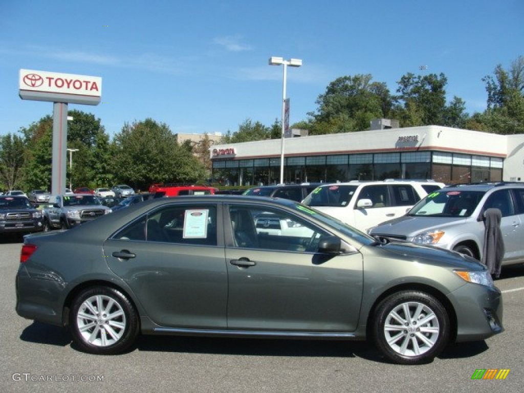 2012 Camry XLE - Cypress Green Pearl / Ivory photo #1