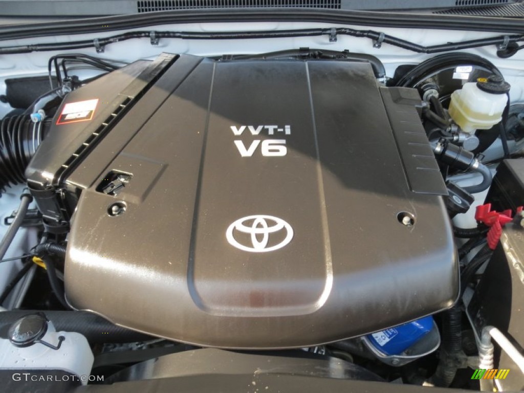 2010 Toyota Tacoma V6 TSS PreRunner Double Cab Engine Photos