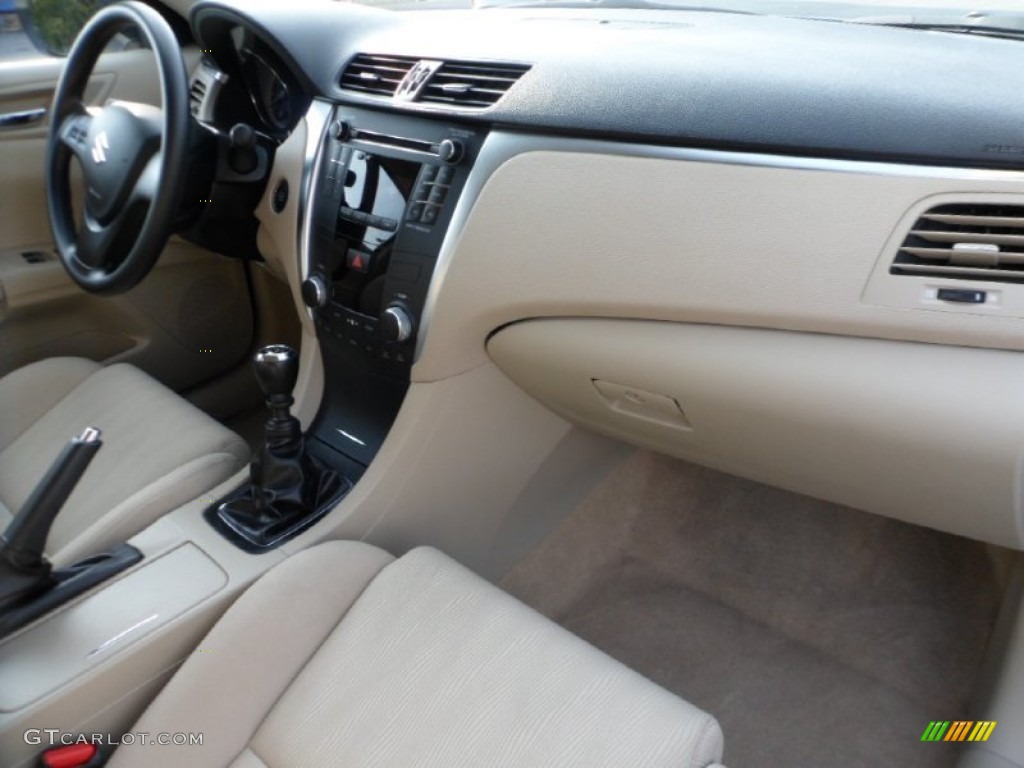 2011 Suzuki Kizashi S Beige Dashboard Photo #71330192