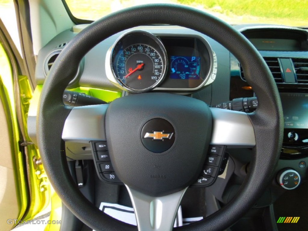 2013 Chevrolet Spark LT Green/Green Steering Wheel Photo #71331606