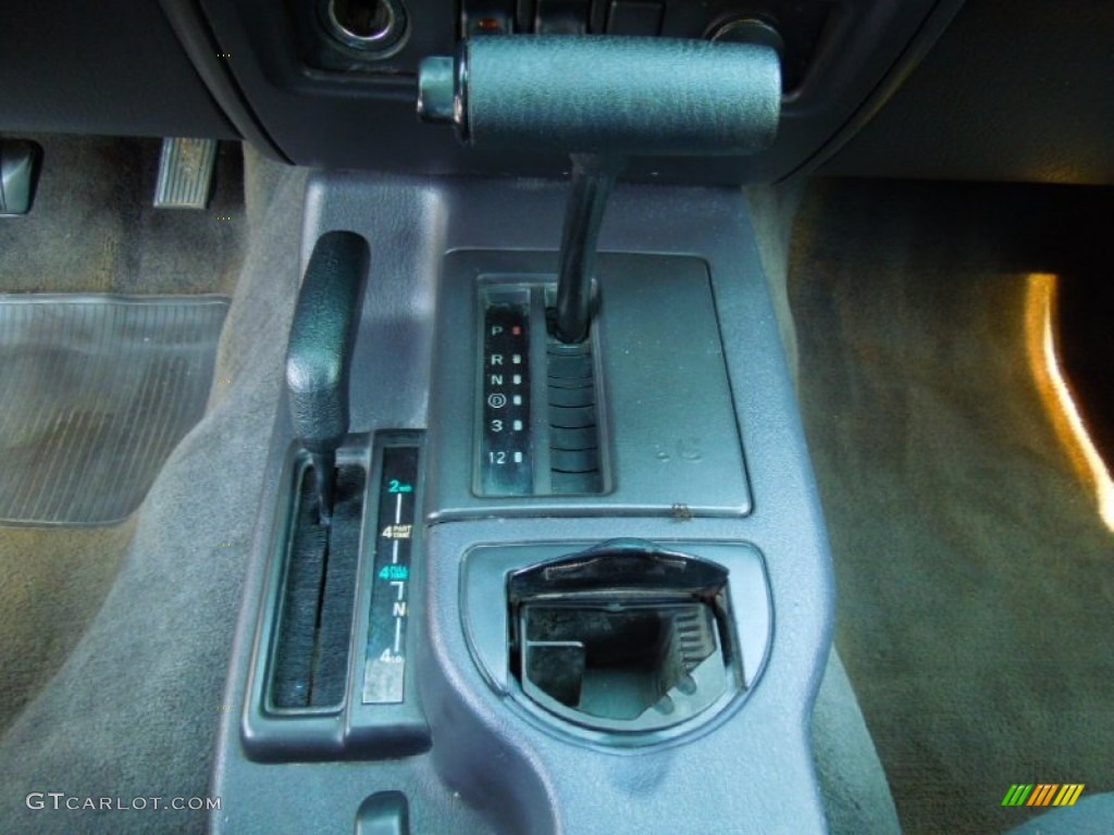 1999 Jeep Cherokee Sport 4x4 Transmission Photos