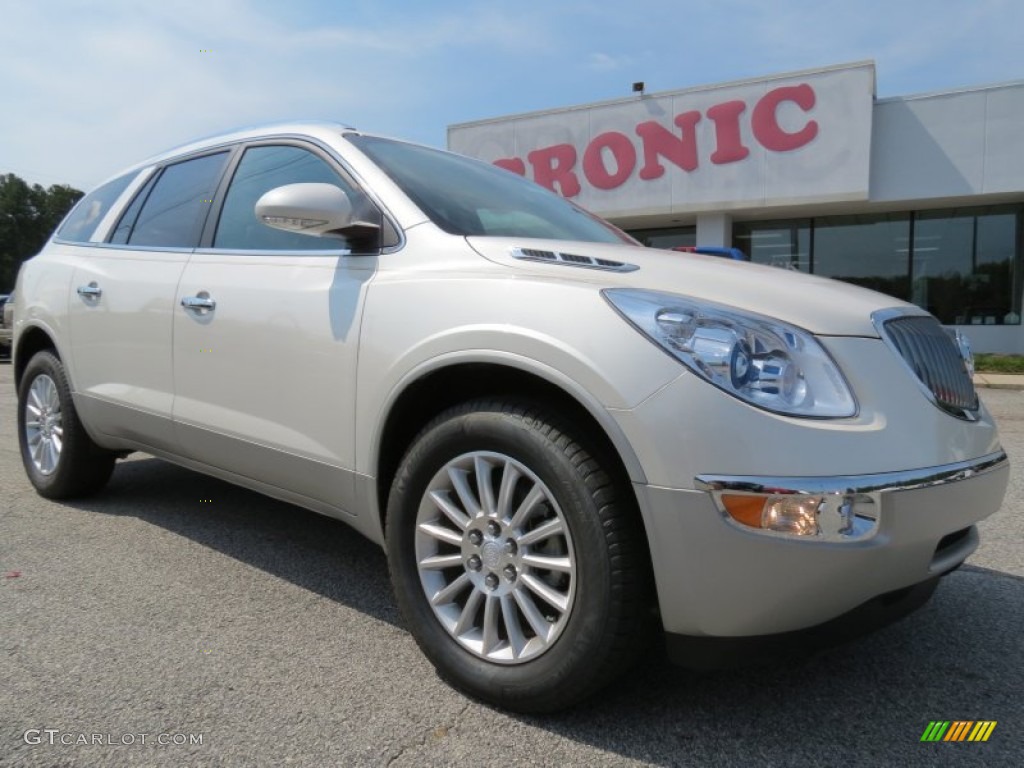 White Diamond Tricoat Buick Enclave
