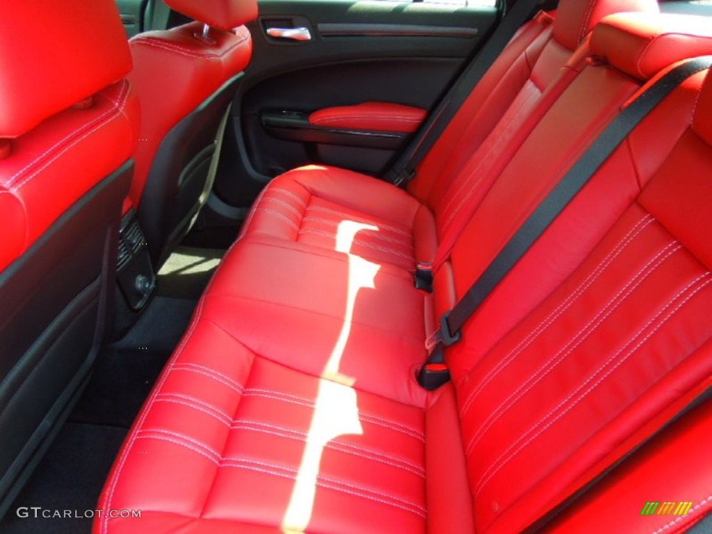 2013 Chrysler 300 S V6 Rear Seat Photo #71332872