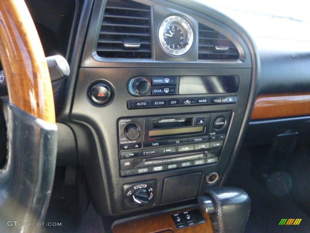 2001 QX4 4x4 - Black Obsidian / Graphite photo #13